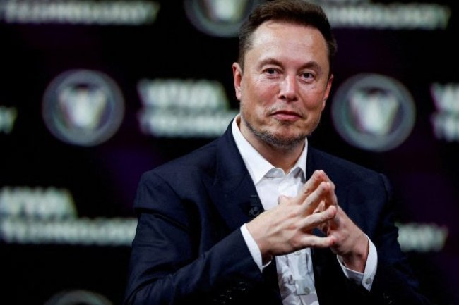 Headline: Musk Denies xAI Discussions Over Revenue Share with Tesla