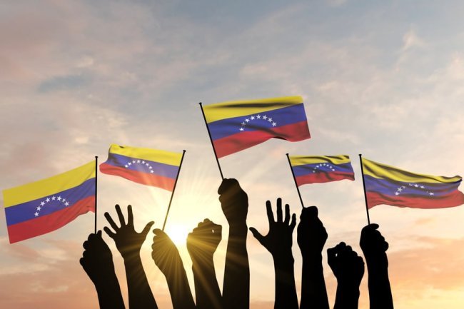 Venezuela's AI News Anchors Shield Journalists Amid Government Crackdown