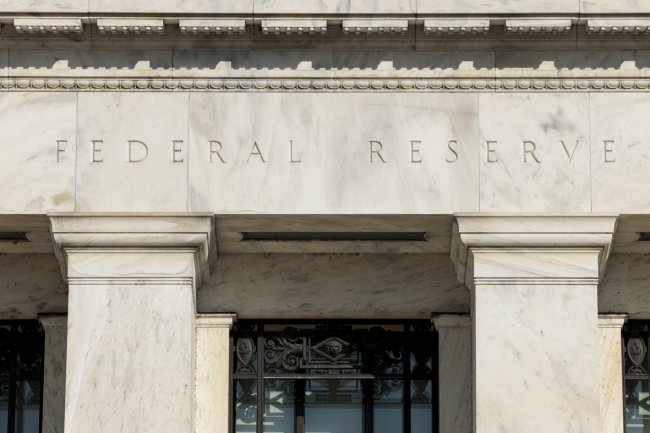 Dallas Fed President Urges All U.S. Banks to Prepare for Federal Reserve's Discount Window