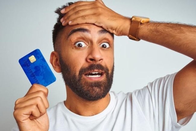 Rising Credit Card Defaults Signal Borrower Distress