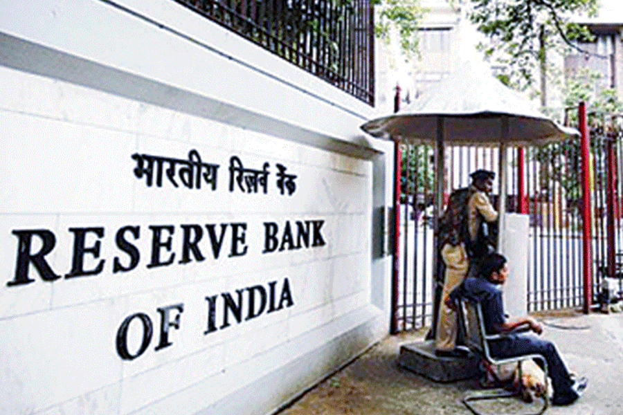 Indian Banks Achieve Record Low Net NPA Ratio as Asset Quality Hits New Highs