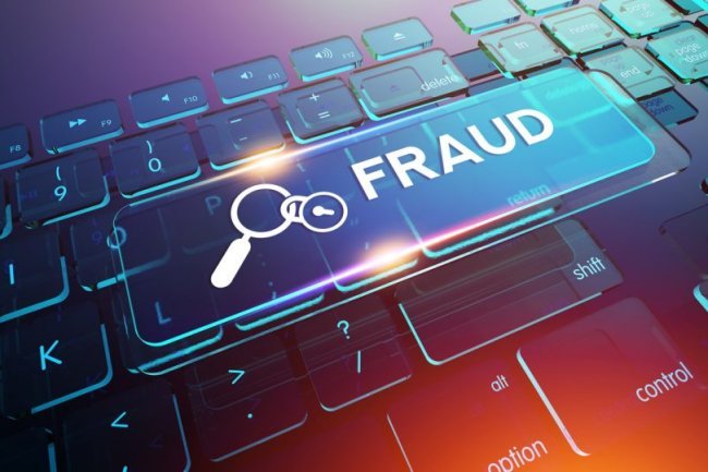 UK Banks and Tech Firms Clash Over Responsibility for Online Fraud Compensation
