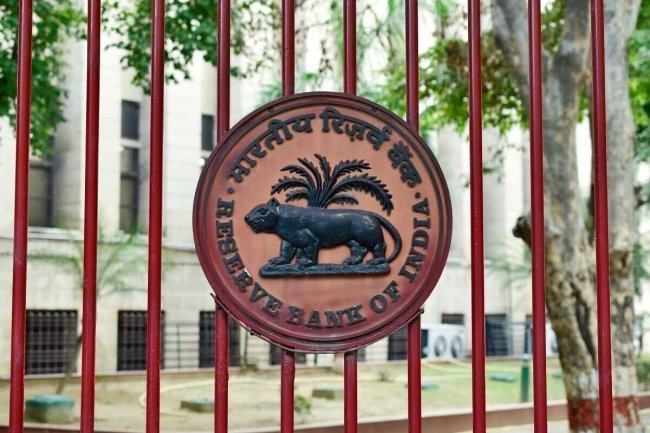 RBI Halts Loan Sanctions for Four Finance Firms Over High Interest Rates